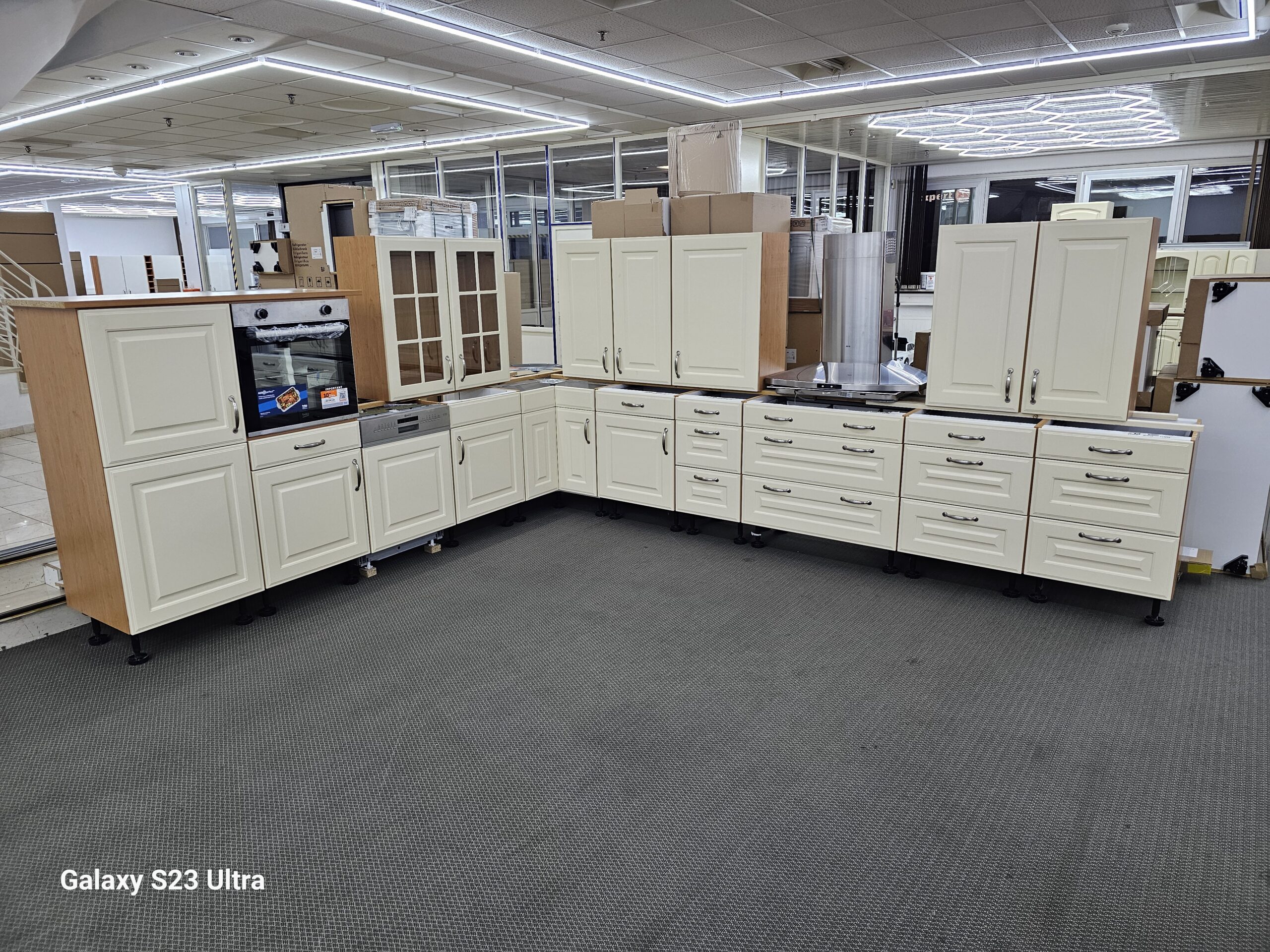 TOP WELLMANN LANDHAUS KÜCHE mit alle e-Geräte BACKOFEN NEU*(Np. ca 14.000€)*Softclose* Lieferung GRATIS