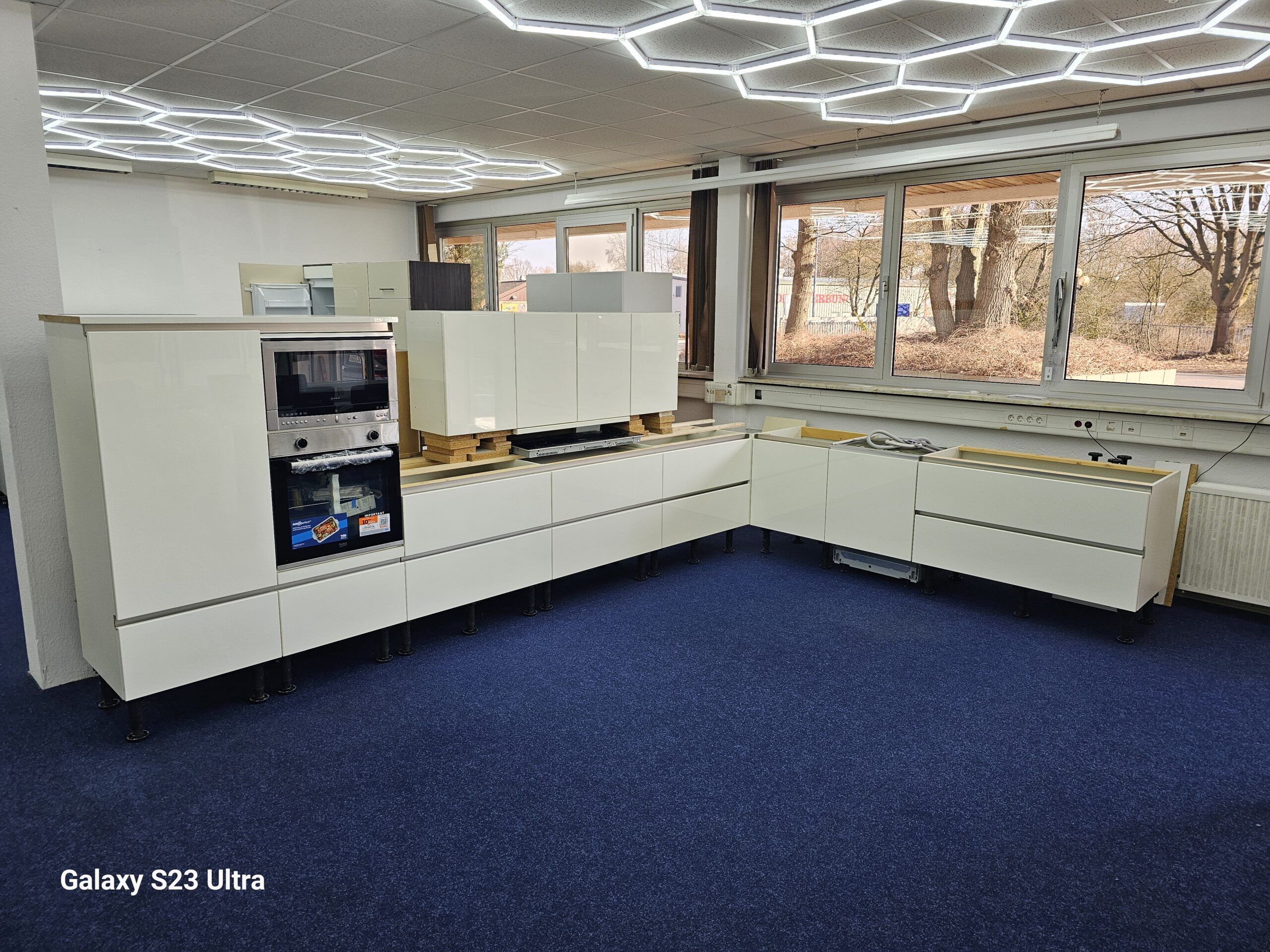 TOP GRIFFLOS (LINE N) Küche mit E-Geräten Softclose(Backofen neu)Lieferung GRATIS