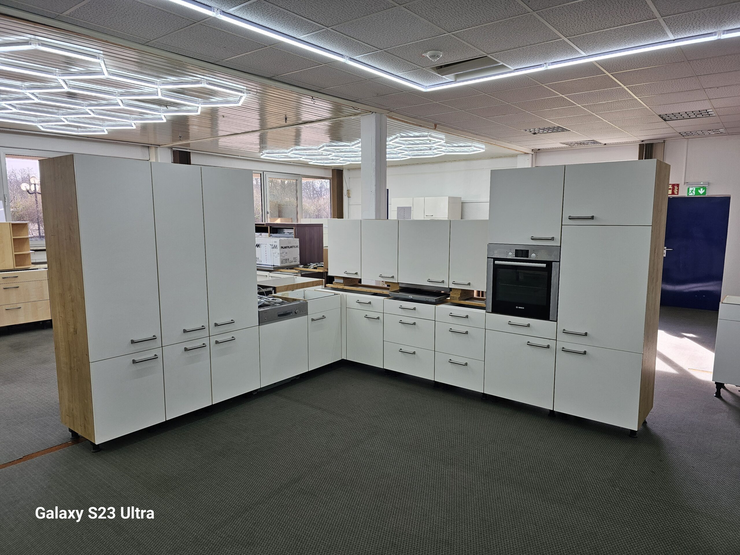 NOBILIA Küche mit E-Geräten (Bosch) Softclose Lieferung GRATIS