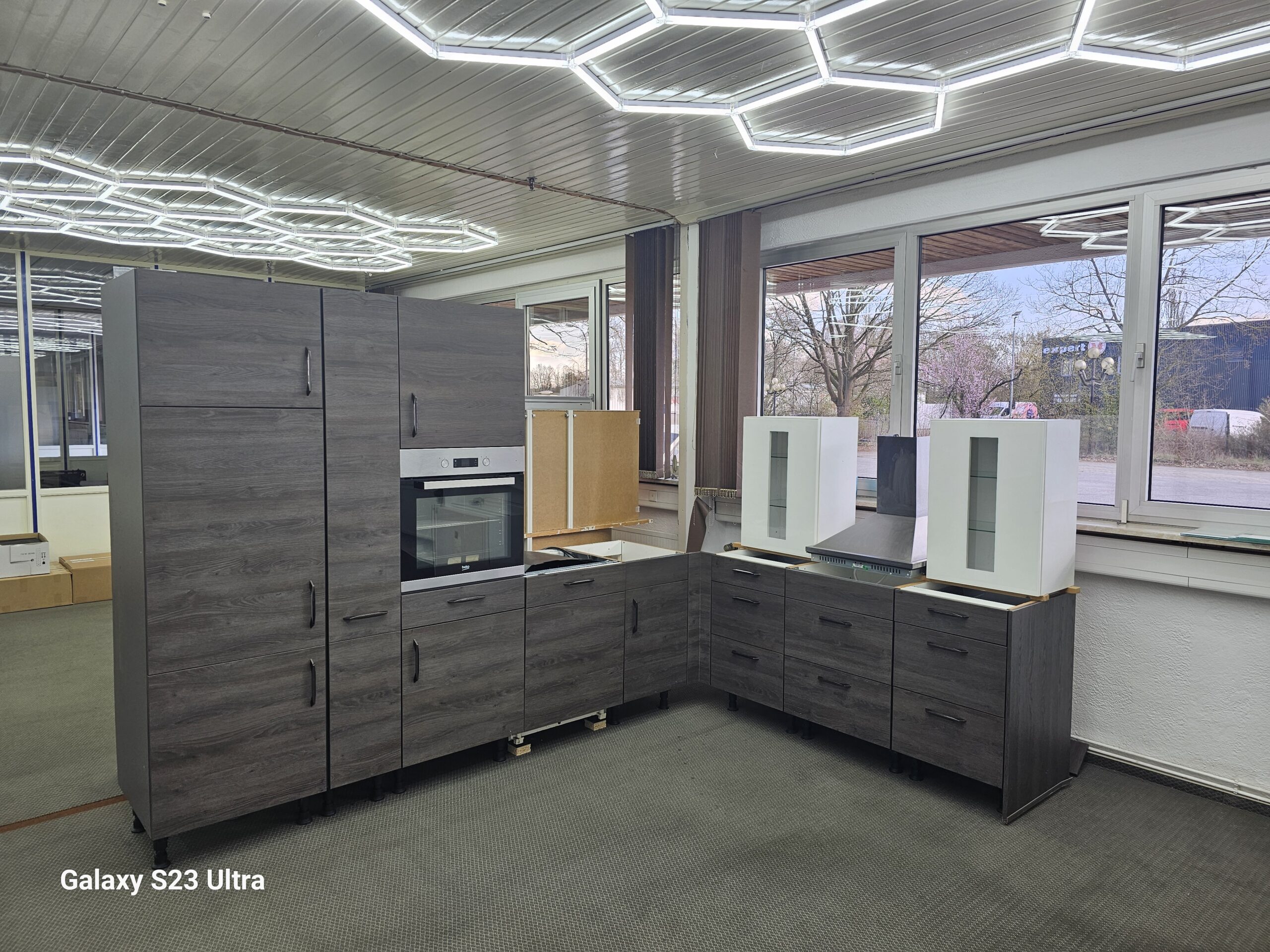 Wie Neu NOBILIA KÜCHE mit alle e-Geräte (Schiefergrau) Lieferung Gratis