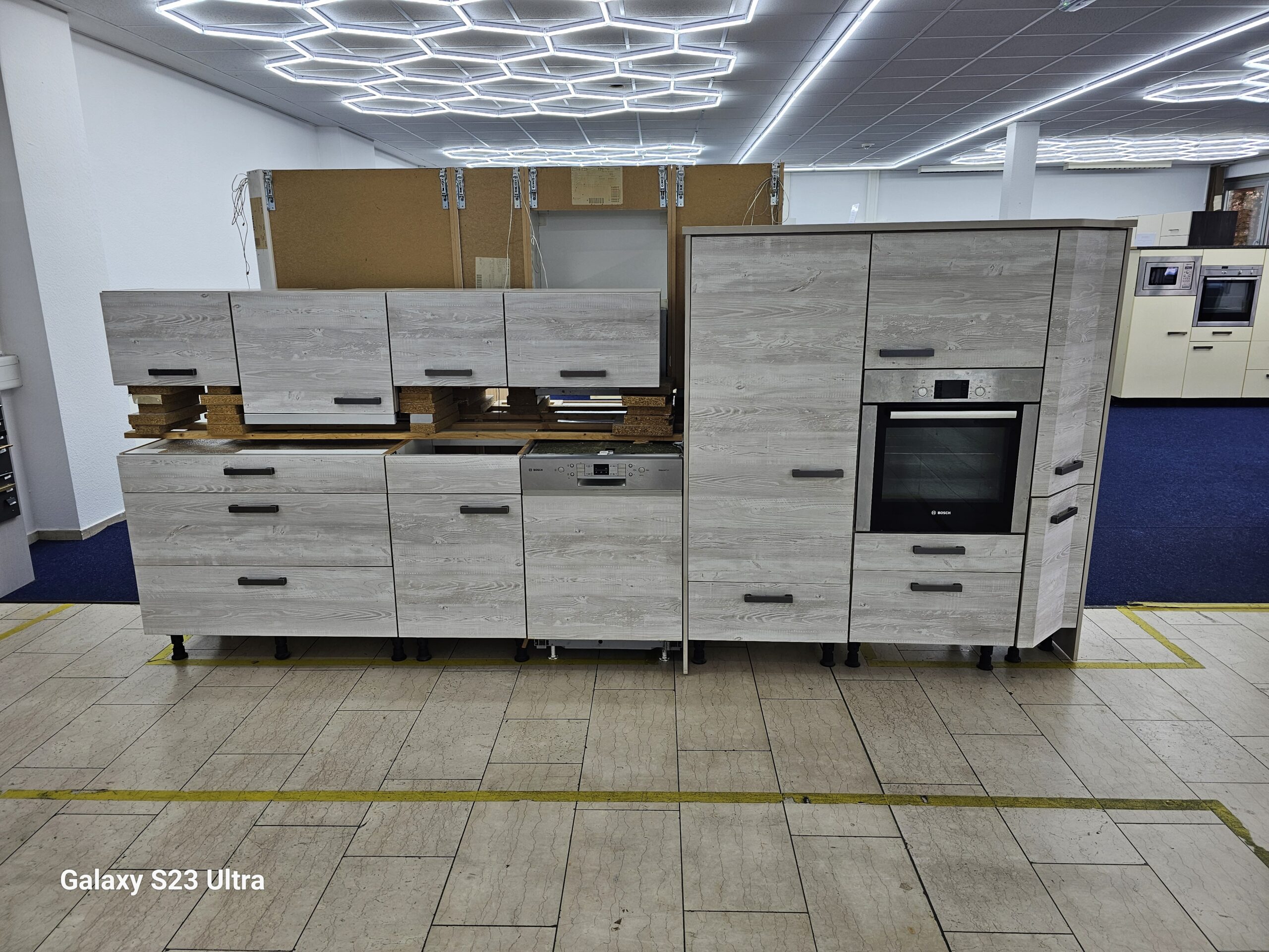 TOP Nobilia KÜCHE mit BOSCH e-Geräte *alle softclose*L.GRATIS